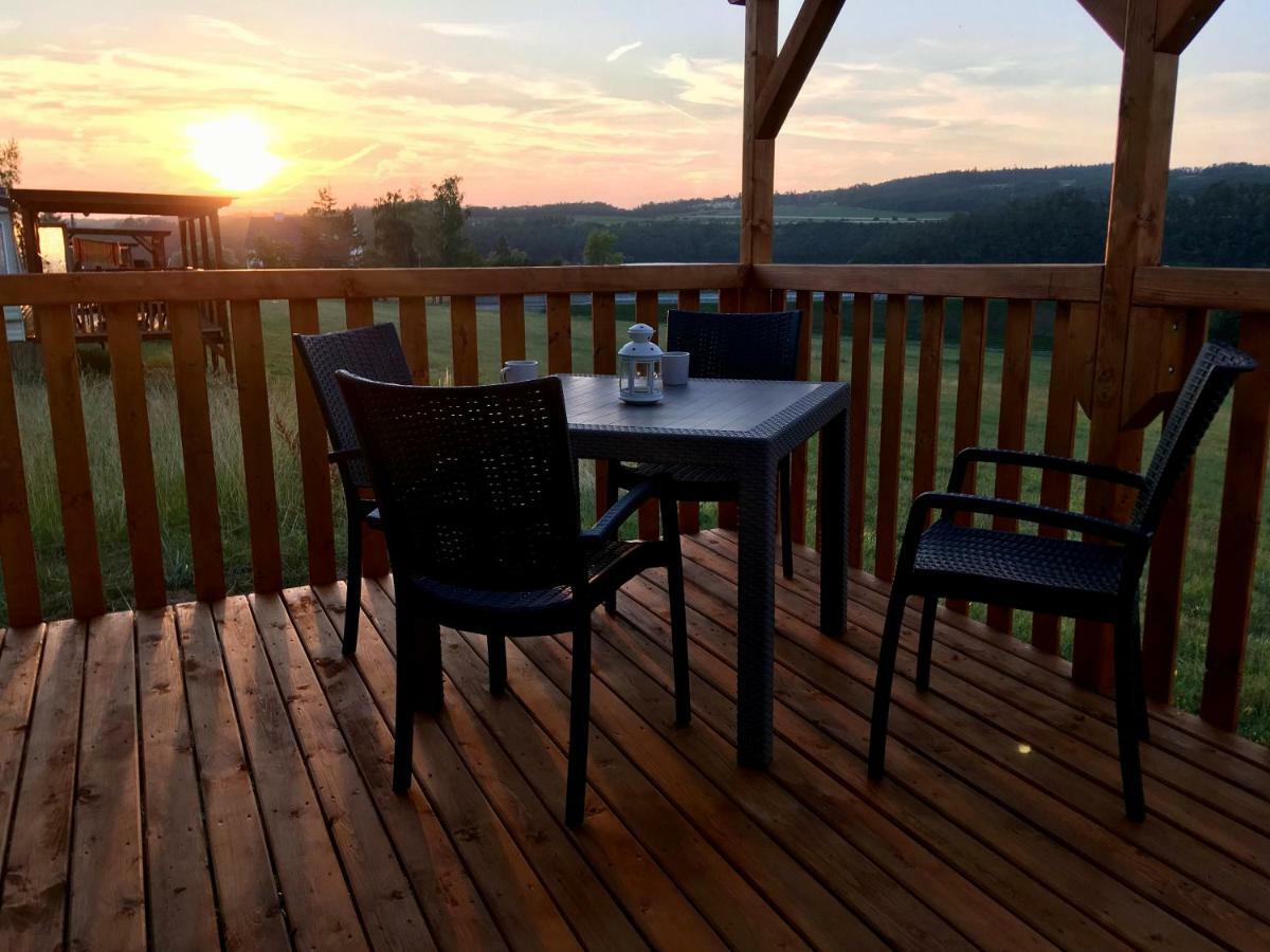 Mobilheim Chalet - Vyrovicka Prehrada Vyrovice Eksteriør bilde